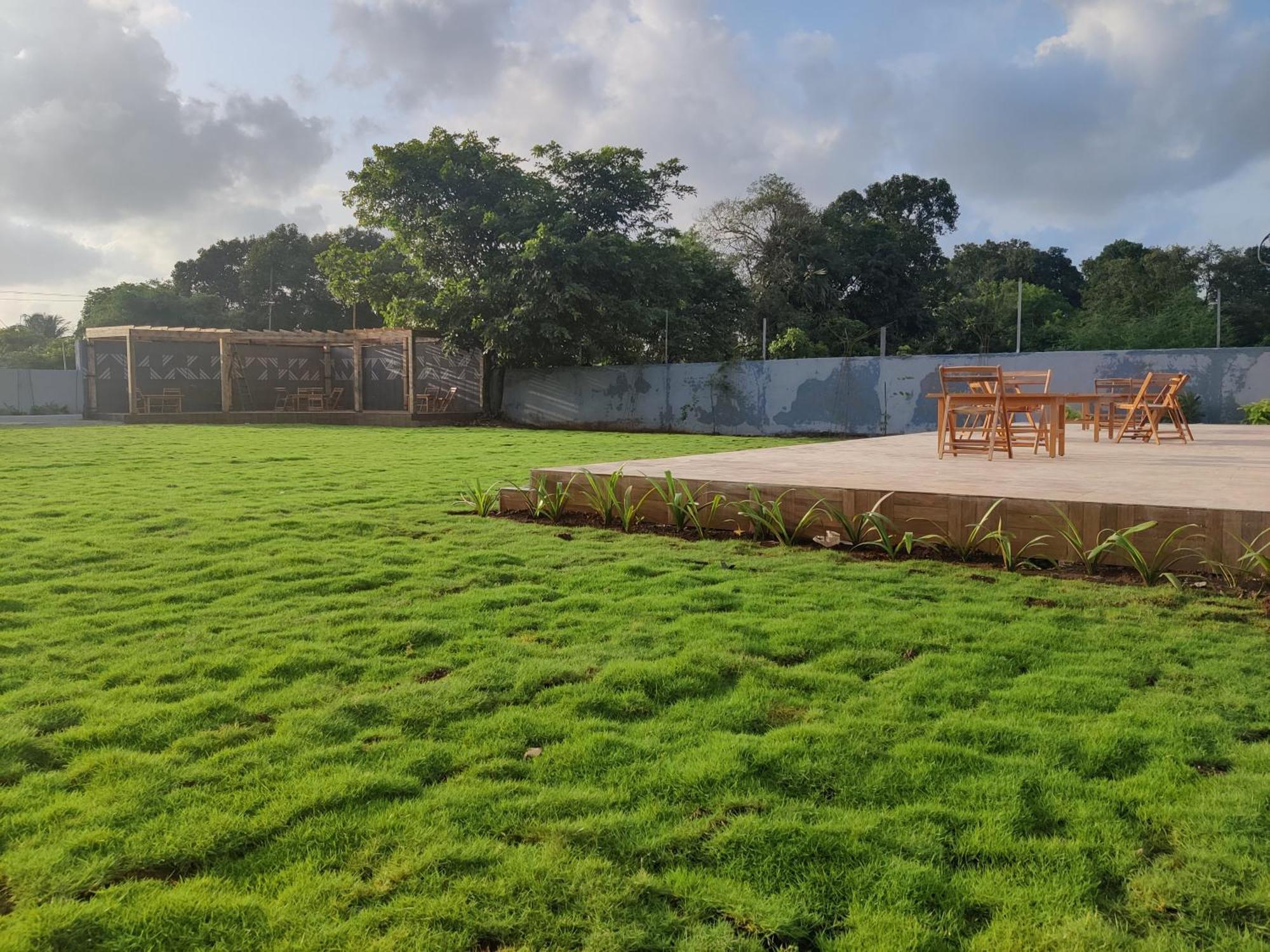 Pushp Vatika Resort & Lawns ナビムンバイ エクステリア 写真